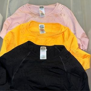 Gymshark crop top (black and pink)